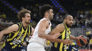 Fenerbahçe Beko Almanya'da Hapoel Tel Aviv'i devirdi! Kanarya EuroLeague'deki 6. galibiyetini aldı