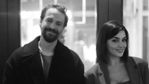 Hande Erçel ve Metin Akdülger'in Merakla Beklenen Filmi “İki Dünya Bir Dilek”ten Fragman Yayında!