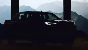 Yeni nesil Toyota Hilux güç ve tasarımıyla 10 Kasım’da sahneye çıkıyor