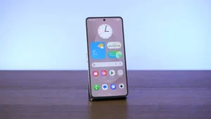 Galaxy S21 FE kullanıcıları bekliyor: One UI 8 güncellemesi neden gecikti?