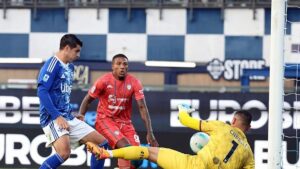 Alvaro Morata İtalya'ya damga vurdu! Kendisini oyundan çıkarttı