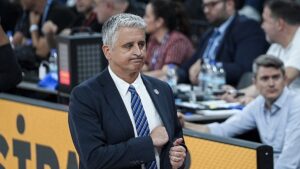 Anadolu Efes Başantranörü Kokoskov: Kenardan yeterli katkıyı alamadık