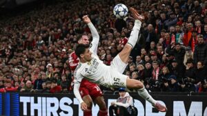 Anfield Road'da Arda Güler'e protesto!