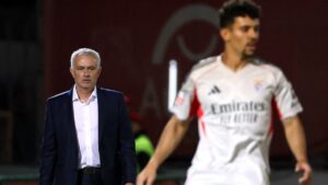 AVS 0-3 Benfica (MAÇ SONUCU-ÖZET) Mourinho'lu Benfica deplasmanda farklı kazandı!