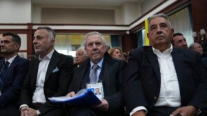 Aziz Yıldırım açıklamalarda bulundu! "Fenerbahçe'nin malını satmadım"