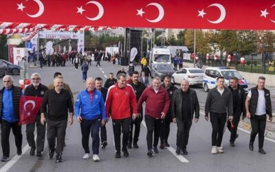 Bakan Bak, 16. Zeytinburnu Cumhuriyet Koşusu etkinliğine katıldı