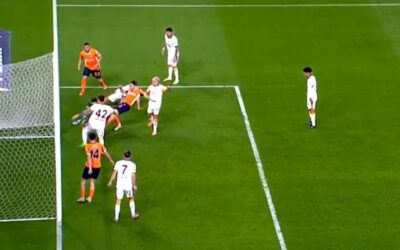 Başakşehir-Galatasaray maçında gol VAR kararı ile iptal edildi!