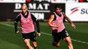 Beşiktaş milli arada hazırlıklarını sürdürdü