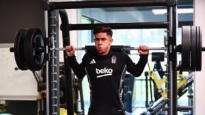 Beşiktaş salonda çalıştı!