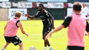 Beşiktaş'a o isimden iyi haber!