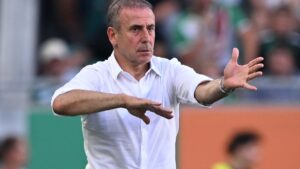 Beşiktaş'ın iki eski teknik direktörüne aynı takım talip! Fernando Santos ve Abdullah Avcı…
