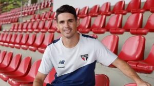 Brezilyalı futbolcu Oscar, kalp rahatsızlığı nedeniyle hastaneye kaldırıldı