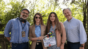 Beren Saat 12 Yıl Sonra Yeniden Beyaz Perdede!