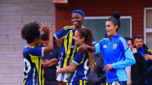 Fenerbahçe ArsaVev 2-0 Trabzonspor (MAÇ SONUCU-ÖZET)