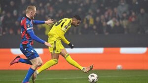 Fenerbahçe En-Nesyri ile o pozisyondan yararlanamadı!