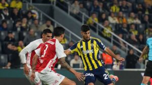 Fenerbahçe-Fatih Karagümrük maçında gole ofsayt engeli!