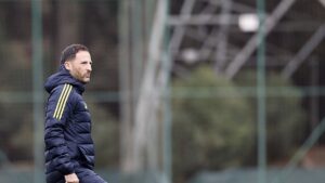 Fenerbahçe günü çift antrenmanla tamamladı