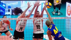 Fenerbahçe Medicana deplasmanda Eczacıbaşı Dynavit'i devirdi!