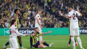 Fenerbahçe penaltı kazandı! İşte o pozisyon