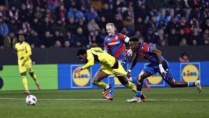 Fenerbahçe resmen açıkladı! Penaltıyı vermeyen hakem şikayet edildi