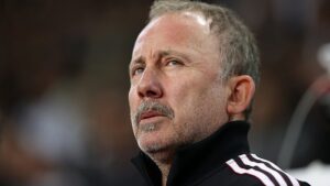 TFF, Fenerbahçe ve Galatasaray'dan Sergen Yalçın için geçmiş olsun mesajı