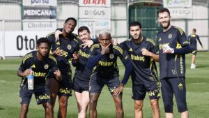 Fenerbahçe Viktoria Plzen maçının hazırlıklarını sürdürdü!