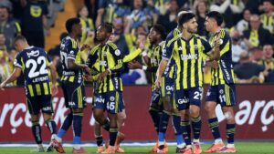 Fenerbahçe yıldızları ile Kadıköy'de 3 puana uzandı: İşte maçın özeti