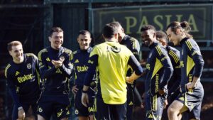 Fenerbahçe'de Beşiktaş derbisinin hazırlıkları başladı