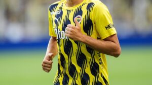 Fenerbahçe'de ilk ayrılık gerçekleşiyor! Transferi Aboubakar bitirecek