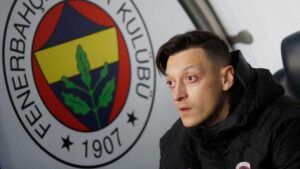 Fenerbahçe'de Mesut Özil sesleri! Yönetim…