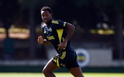Fenerbahçe'den Jhon Duran açıklaması!