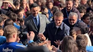 Fenerbahçeli Kerem Aktürkoğlu ilkokul öğrencisi Aras Şamlı'nın başkanlık vaadini yerine getirdi!