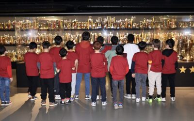 Galatasaray çocuk evlerinde kalan 45 çocuğu ağırladı