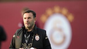 GALATASARAY HABERİ: Okan Buruk'tan derbi öncesi flaş hamle! Futbolcularla görüştü ve…