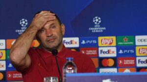 Galatasaray'da Okan Buruk'u pişman eden karar!