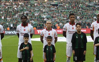 Galatasaray'da şok sakatlık! Karşılaşmaya devam edemedi