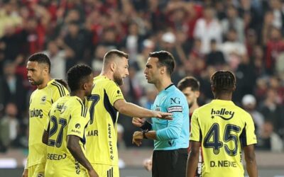 Gaziantep'te kırmızı kart çıktı! Fenerbahçe…