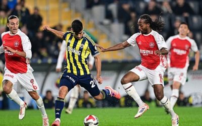 Gol ofsayta takıldı! Fenerbahçe-Fatih Karagümrük maçında…