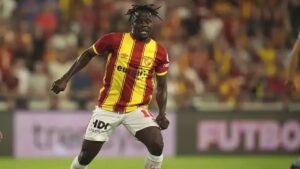 Göztepe Teknik Direktörü Stanimir Stoilov’dan Junior Olaitan’a sert eleştiri!