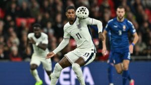 İngiltere, Sırbistan'ı mağlup ederek grupta 7'de 7 yaptı!