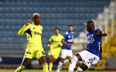 Kasımpaşa-Fenerbahçe maçında VAR kararı ile kırmızı kart çıktı! İşte o pozisyon