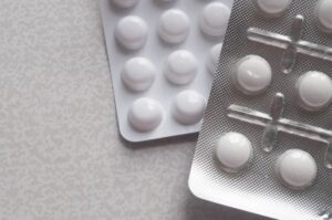 Aspirin, Kolorektal Kanserin Nüksetme Olasılığını Yarıya İndiriyor