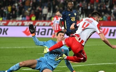 Kurtardığı penaltılarla gündem olan Berke Özer bu kez takımını yaktı!