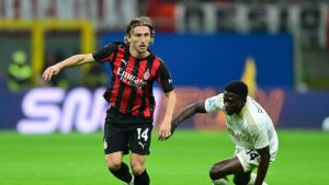 Milan 2-2 Pisa (MAÇ SONUCU-ÖZET)