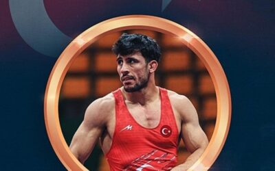 Milli güreşçimiz Ahmet Yılmaz dünya üçüncüsü oldu!