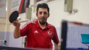Milli para masa tenisçi Abdullah Öztürk  Avrupa Şampiyonası'nda üç altın madalyanın peşinde!