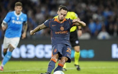 Napoli 3-1 Inter (MAÇ SONUCU-ÖZET) Hakan Çalhanoğlu'nun golü yeterli olmadı