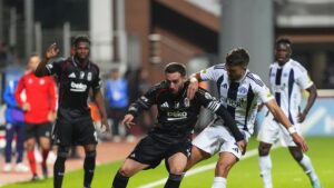 Ömer Üründül'den flaş Beşiktaş yorumu! "Şampiyonluk hedefinden…"