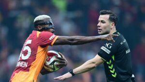 Osimhen'e yapılan hareket penaltı mıydı? Ahmet Çakar yorumladı!