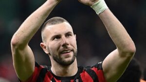 Galatasaray'dan Pavlovic çıkarması! O ismin kararı bekleniyor